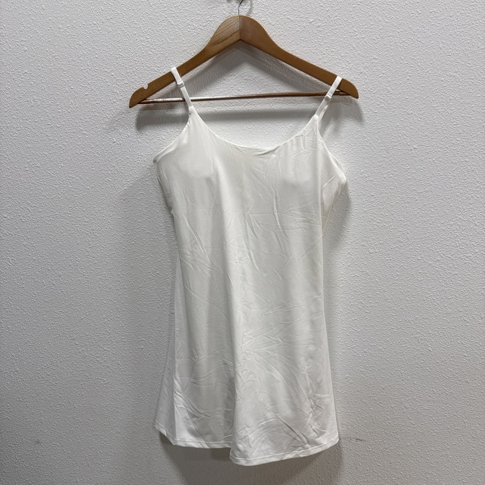 Ovruns Athleisure Dress Womens Size Large White Silky Built in Bra W/ Shorts New